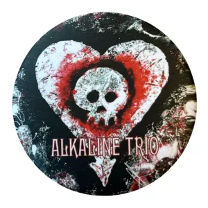 Alkaline Trio iso rintanappi