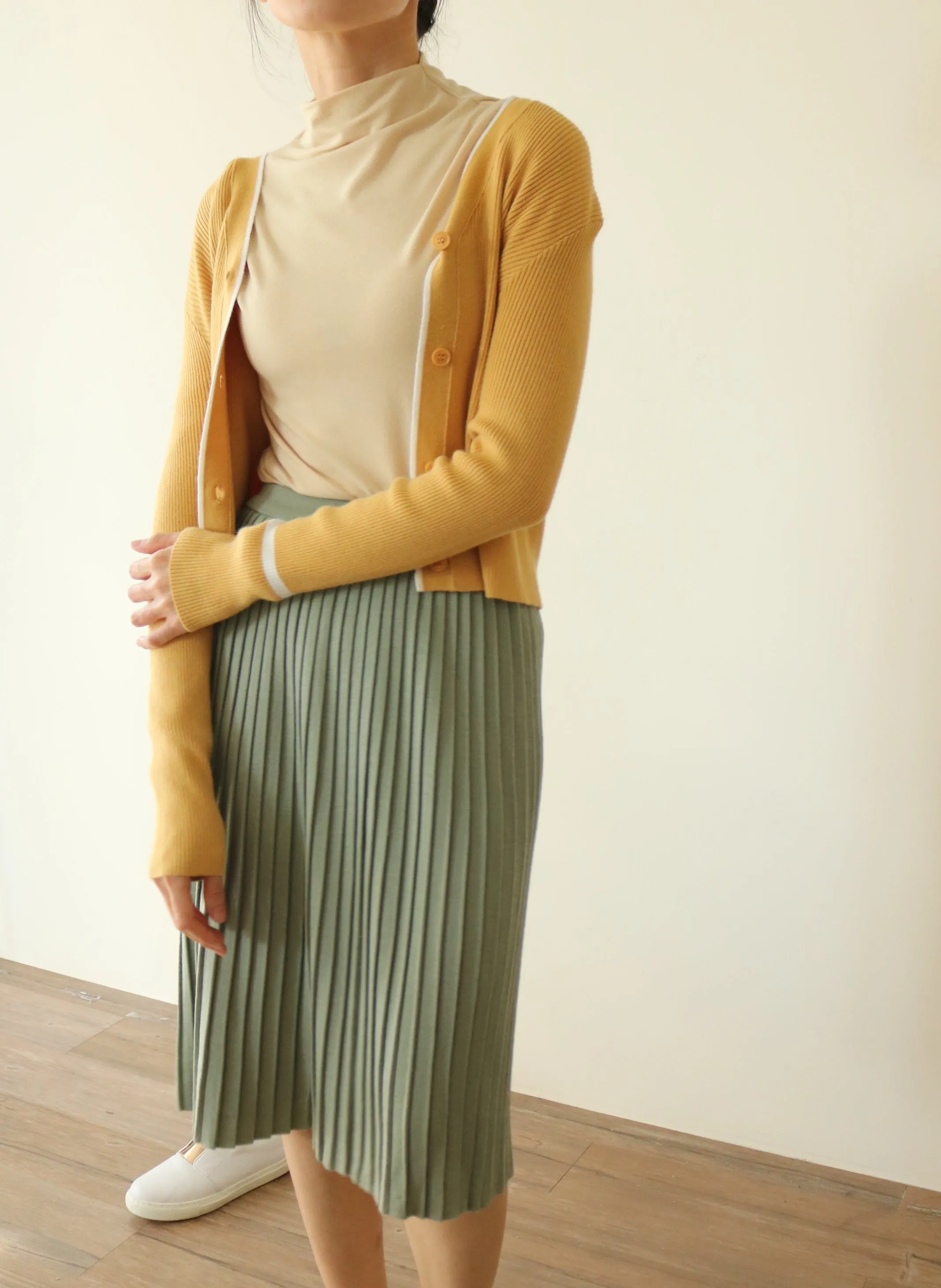 Almond Tee - limited edition (Made in Korea.)-sold out
