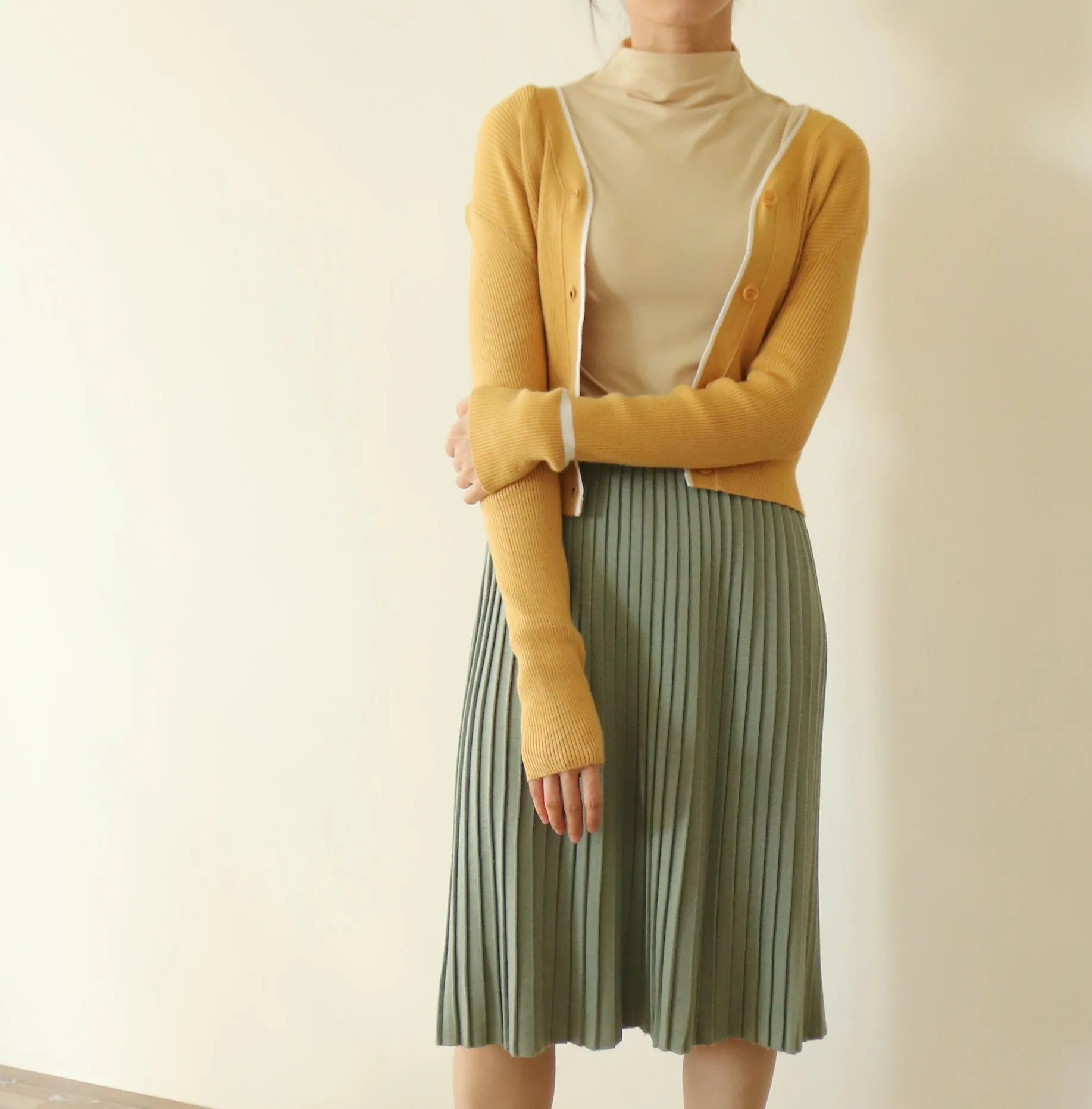 Almond Tee - limited edition (Made in Korea.)-sold out