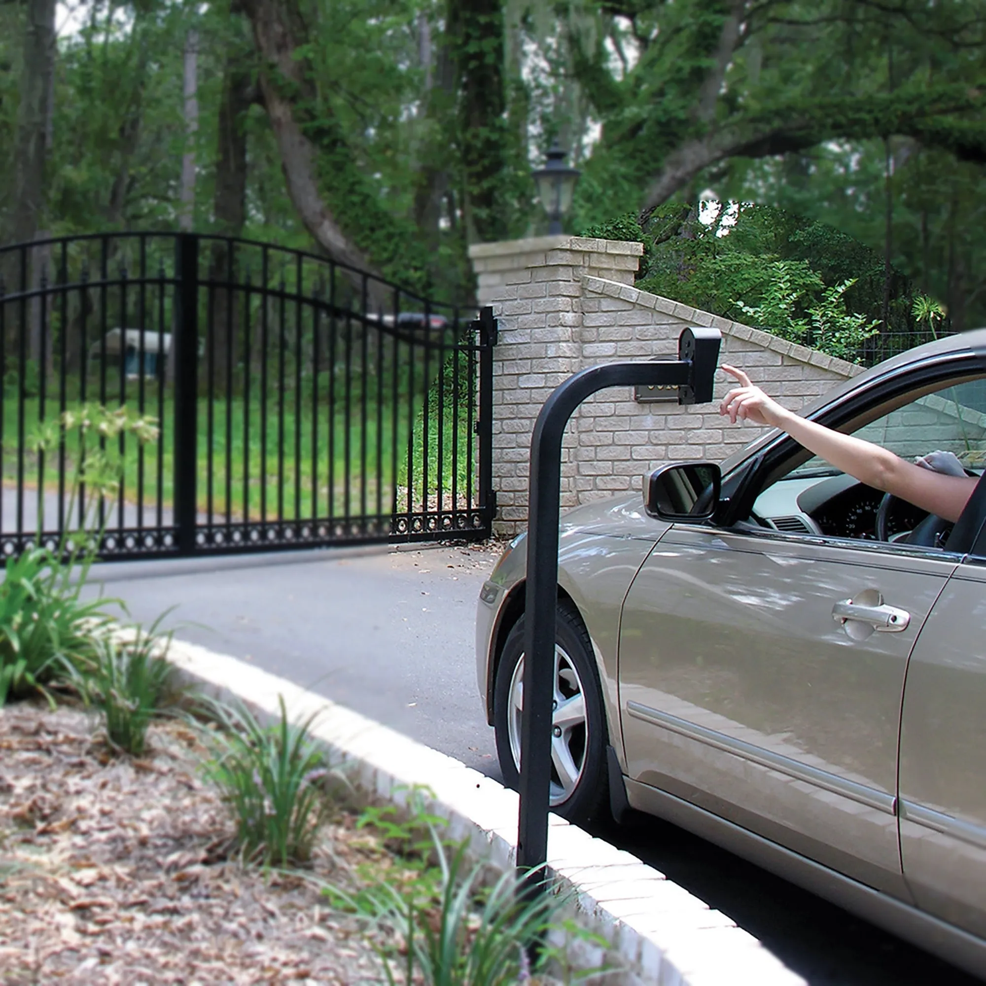 Aluminum Mounting Post for Gate Opener Keypads (FM100)
