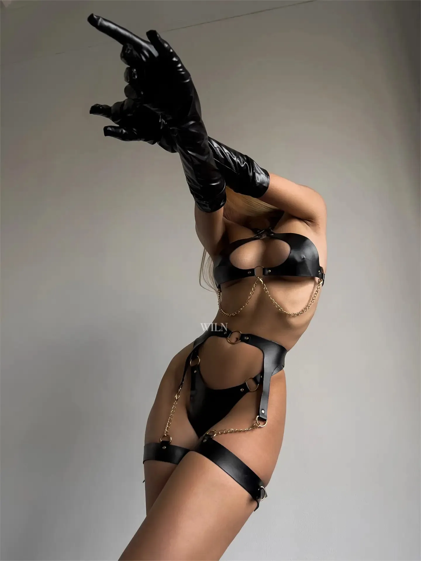 ANON SECRETS - FETISH HARNESS SET IN BLACK