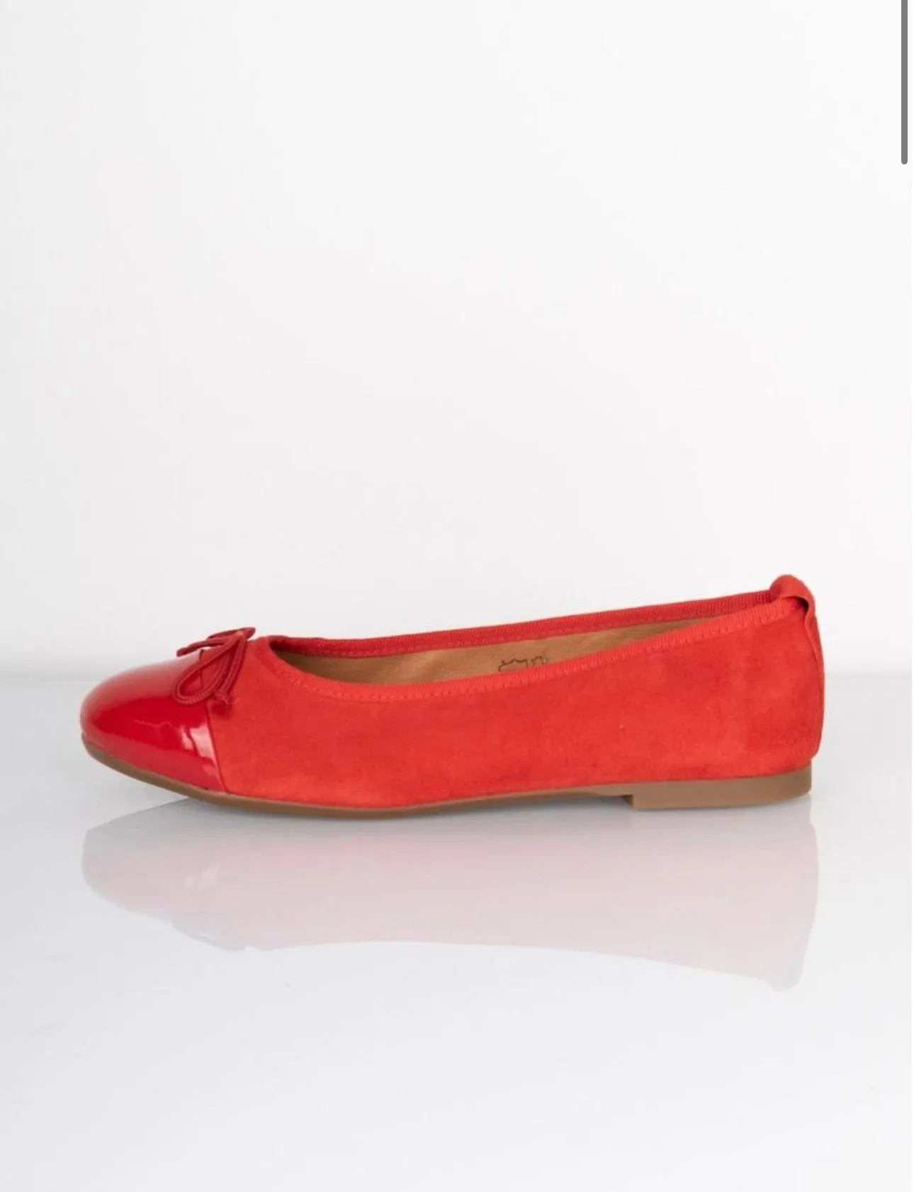 Ballerina Red Suede - Pavement Lucy Lu- Red