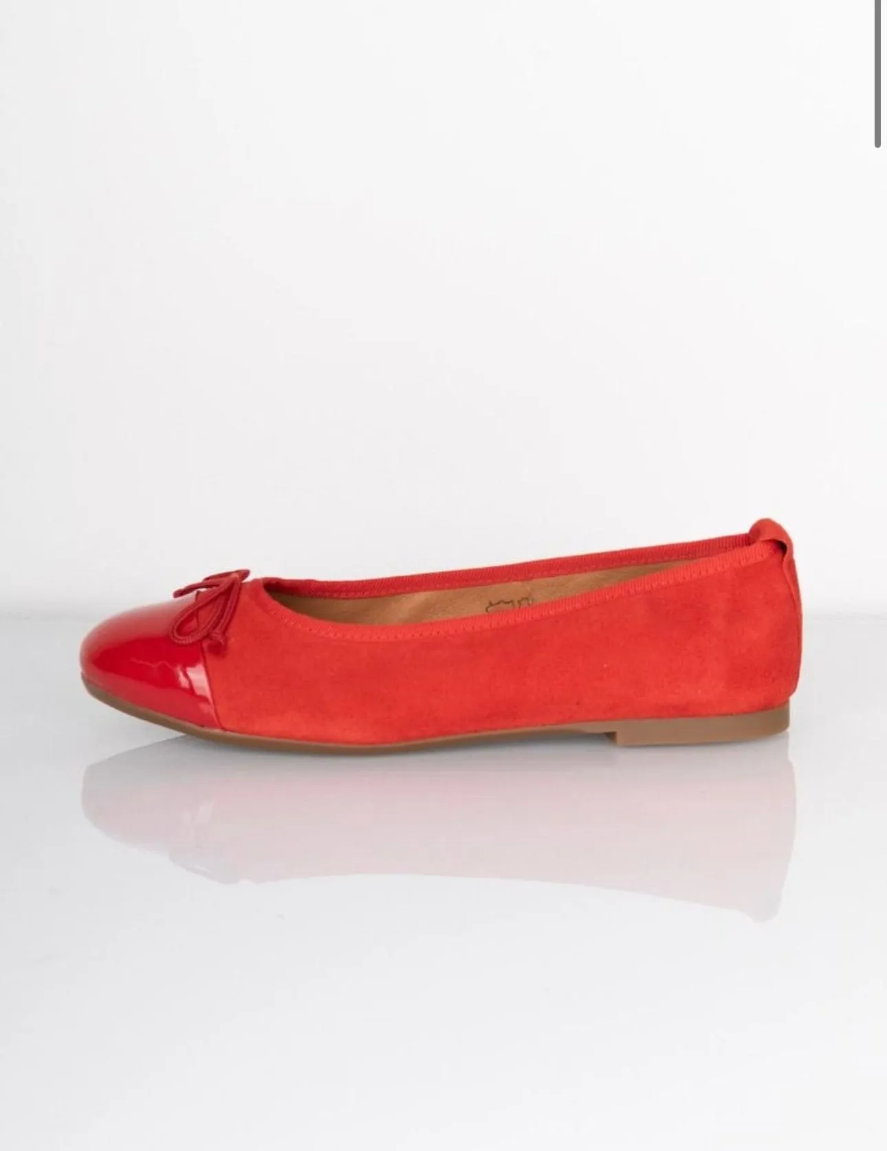 Ballerina Red Suede - Pavement Lucy Lu- Red