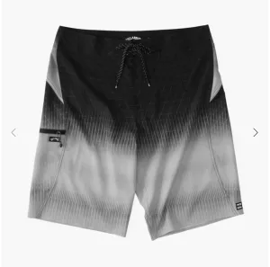 FLUID PRO BOARDSHORT