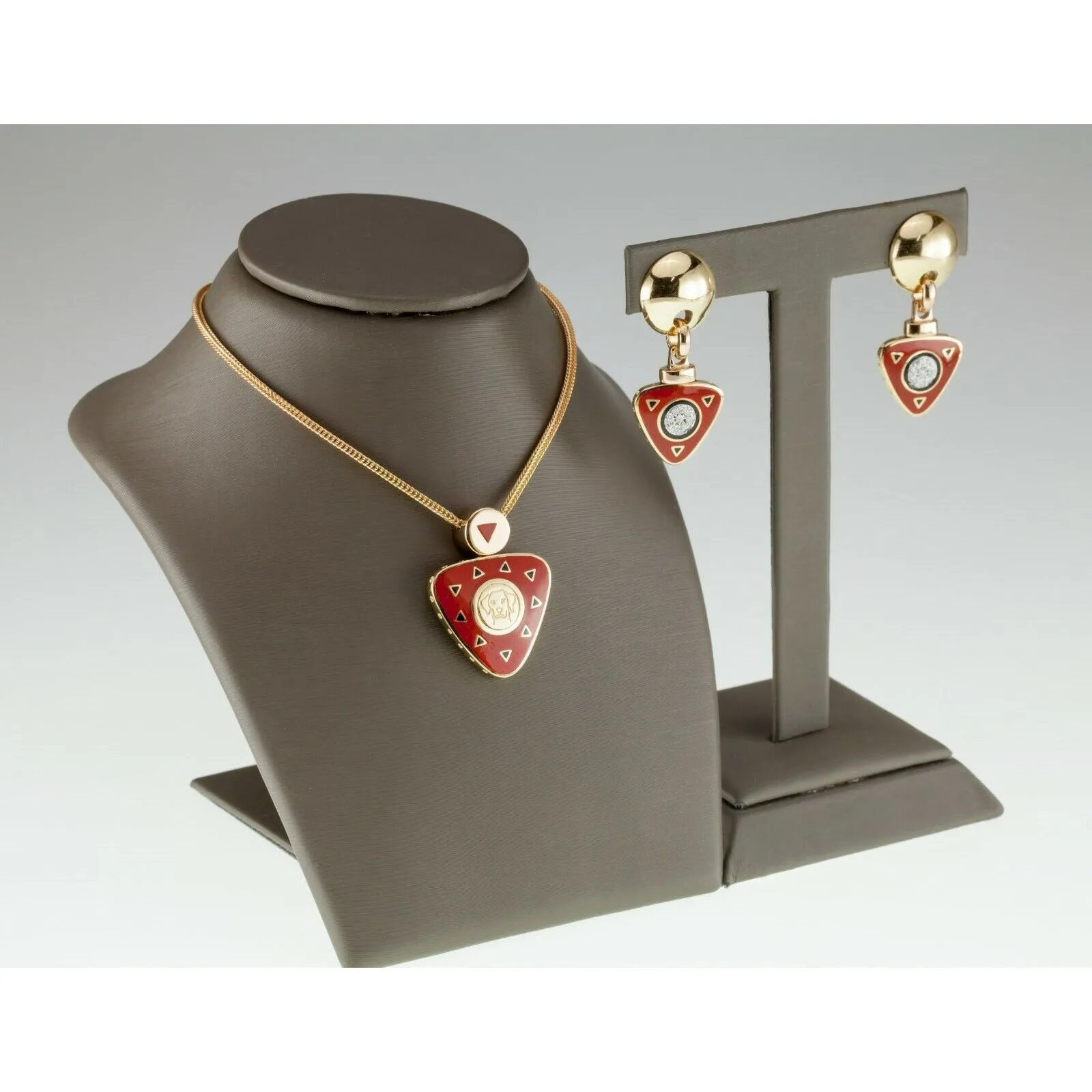 Gorgeous La Nouvelle Bague 18k Yellow Gold Enamel Pendant and Earring Set