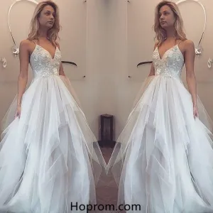 Ivory Spaghetti Straps V-neck Prom Dresses with Appliques