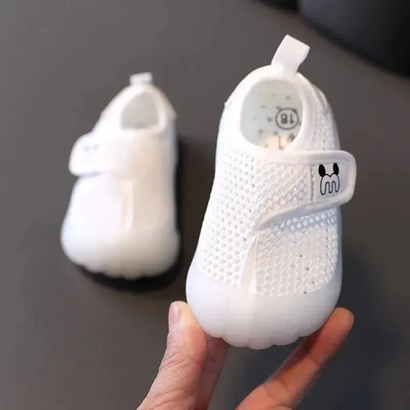 Juni™ - Ultimate Comfort Baby Shoes with Ergonomic Design