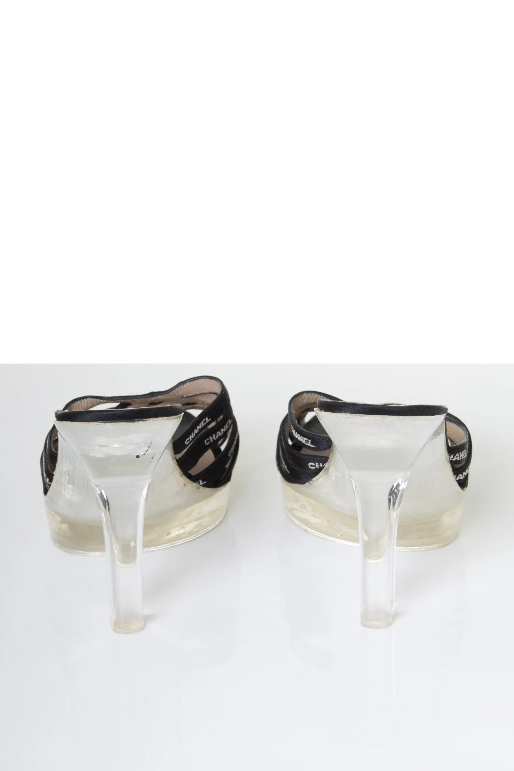 Logo Heels