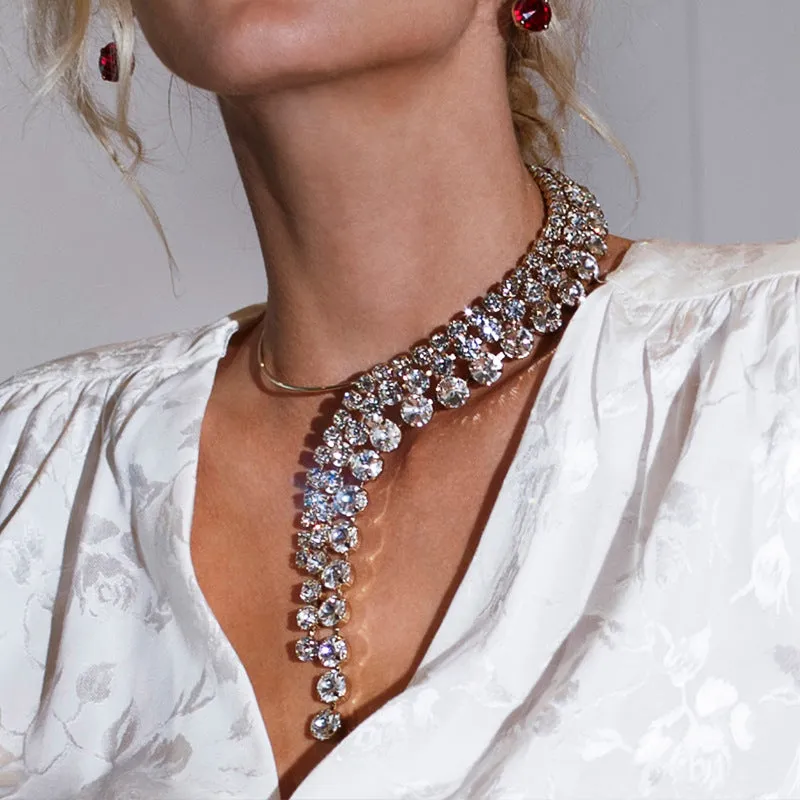 Long Tassel Rhinestone Choker, Fashionable Multi-layer Exaggerated Necklace Accessory for Women, Necklace for Party Gowns and Ceremonial Dress Jewelry.