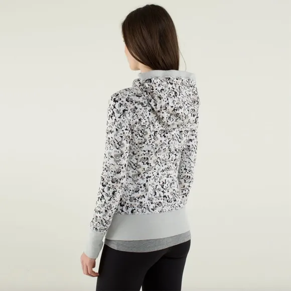 Lululemon - After Asana Hoodie - Not So Petite Fleur Silver Spoon