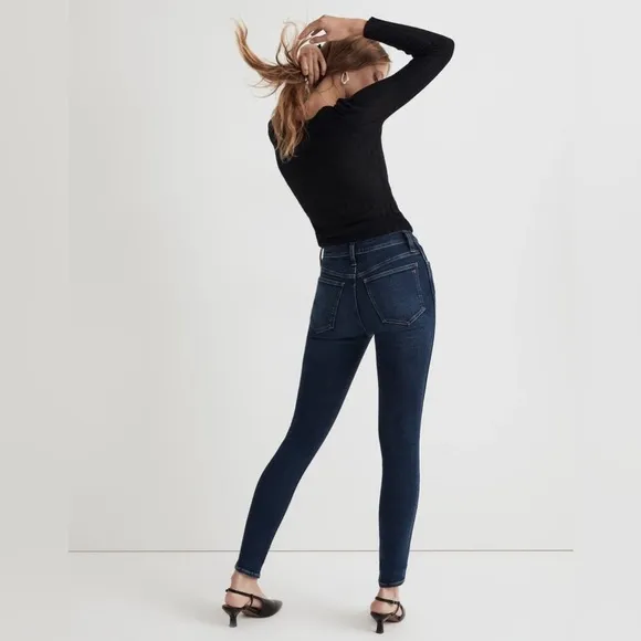 Madewell 10&quot; High-Rise Skinny Jeans NN484