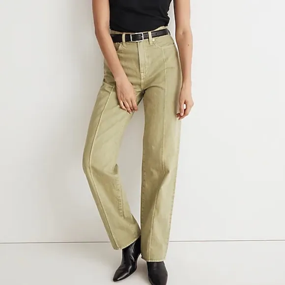 Madewell Baggy Straight Jeans: Garment-Dyed Edition in Artichoke
