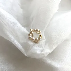 mass pearl ear cuff