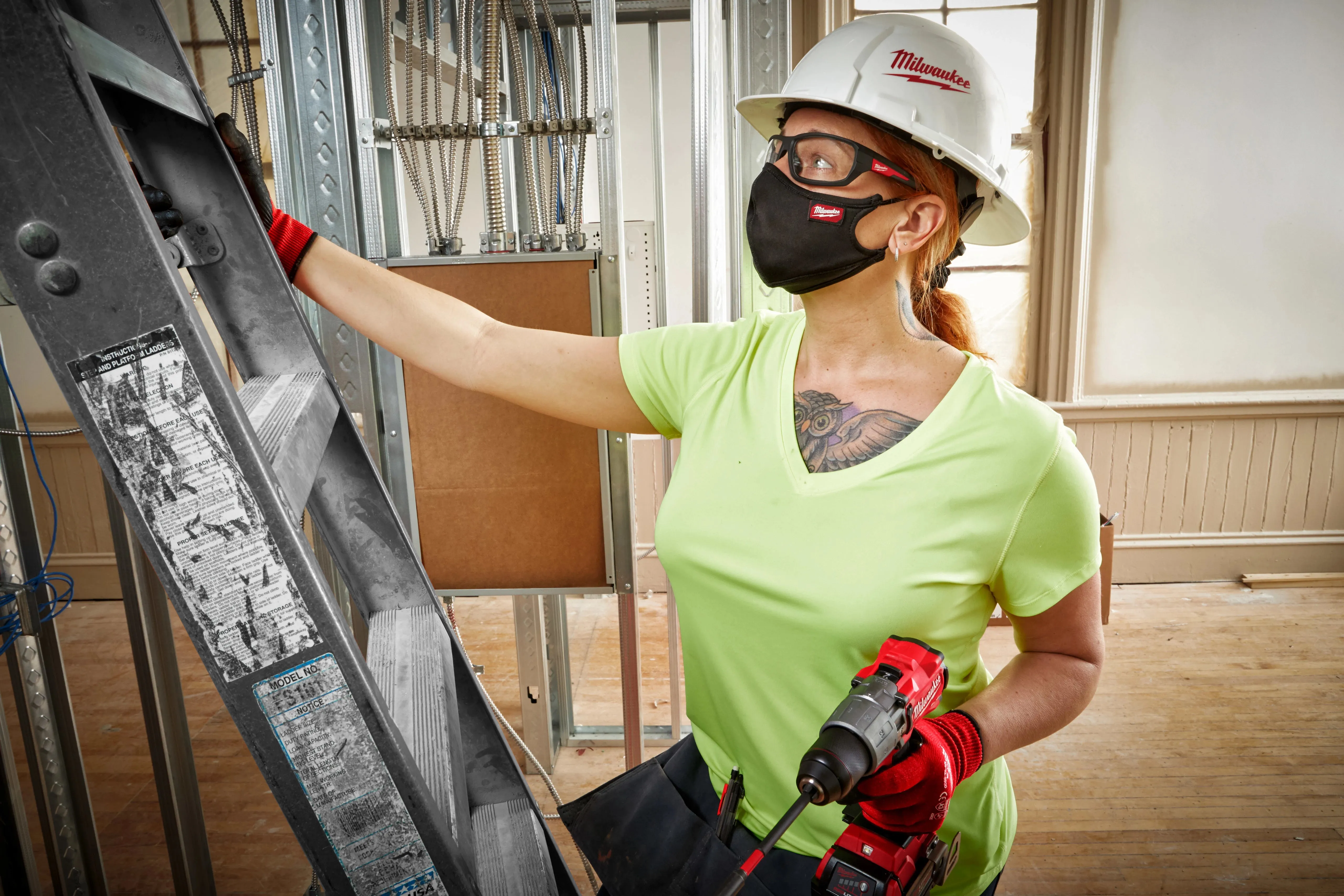 Milwaukee 3-Layer Performance Face Mask