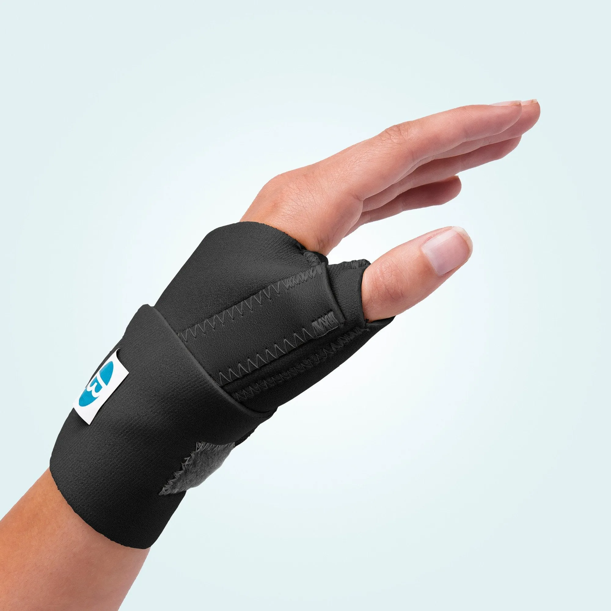 Neoprene Abducted Thumb Wrap (Ortho Medical)