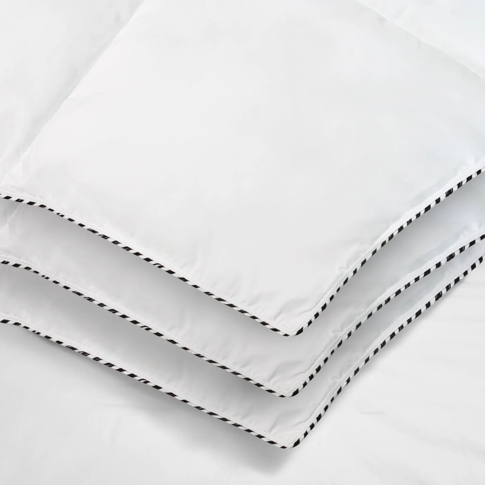 Royal Comfort Luxury Bamboo 250GSM Quilt  - Queen