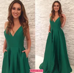 Spaghetti Straps A-line Green Prom Dress Satin V Neckline with Pockets