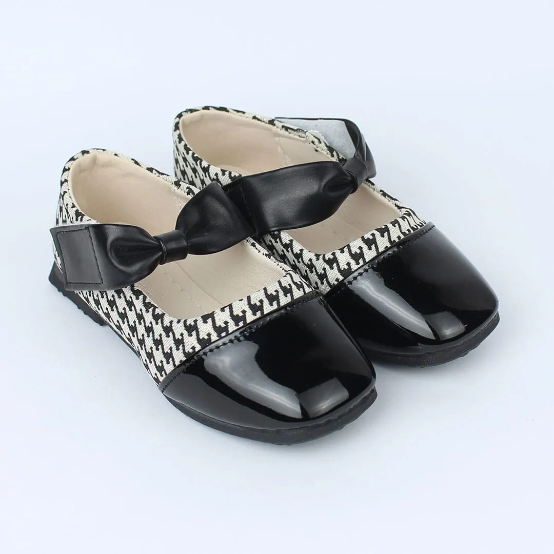 Stylish Little People Girl Shoes