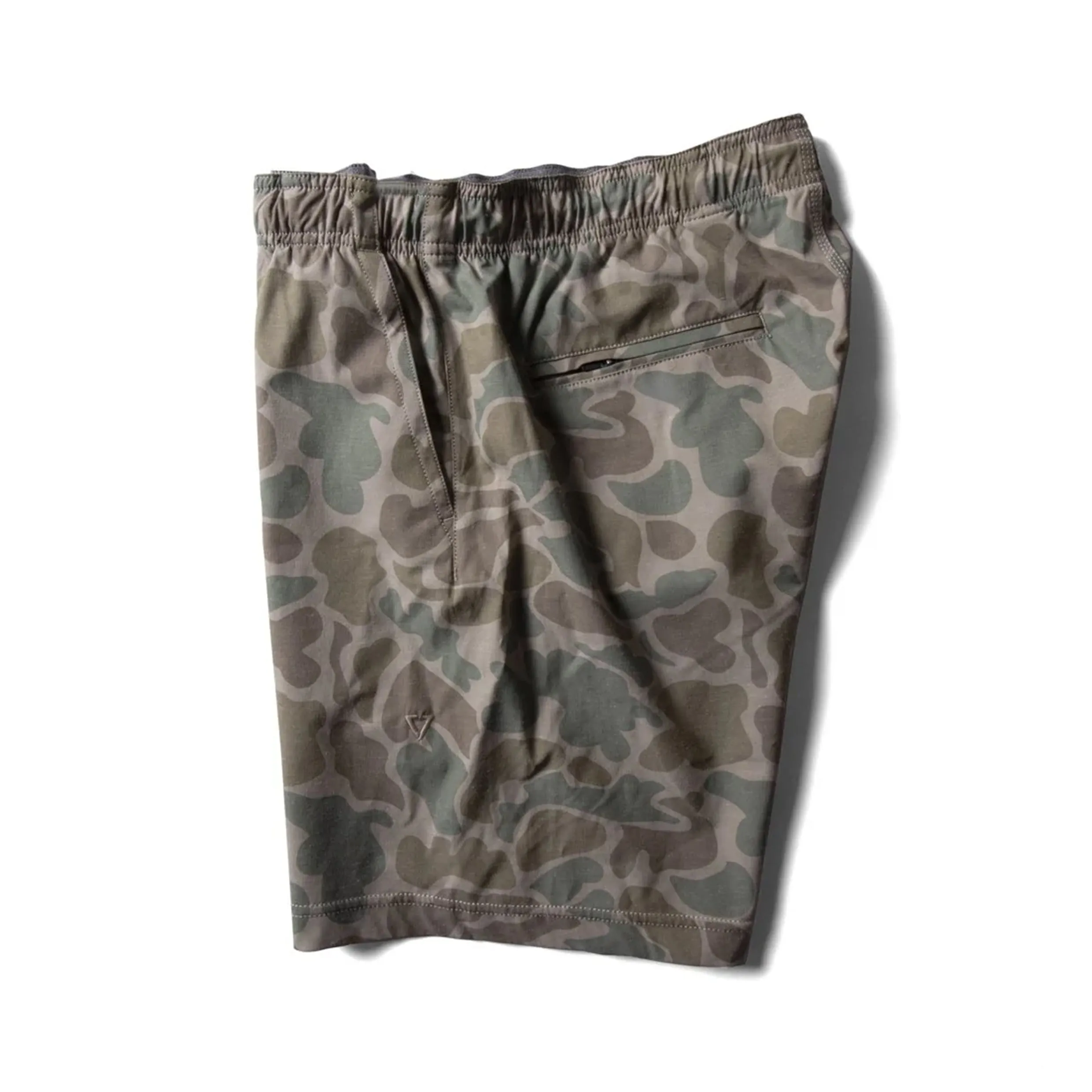 VISSLA HEMP NO SEAMS 18" ELASTIC WALKSHORT CAMO